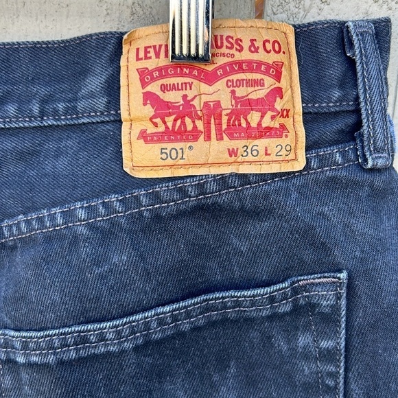 Levi's 501 Shorts Embroidered with Lace and Daisy Flower Details Custom Sz 36 - Picture 6 of 7